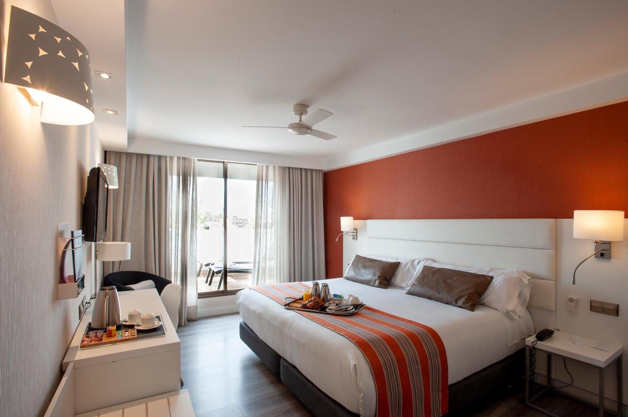 Hotel Catalonia Conde De Floridablanca Murcia Zimmer foto